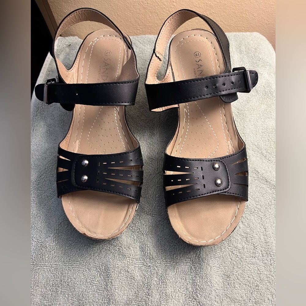 Women's Black Comfort Wedge Sandals Adjustable Strap Cushioned Casual Shoes